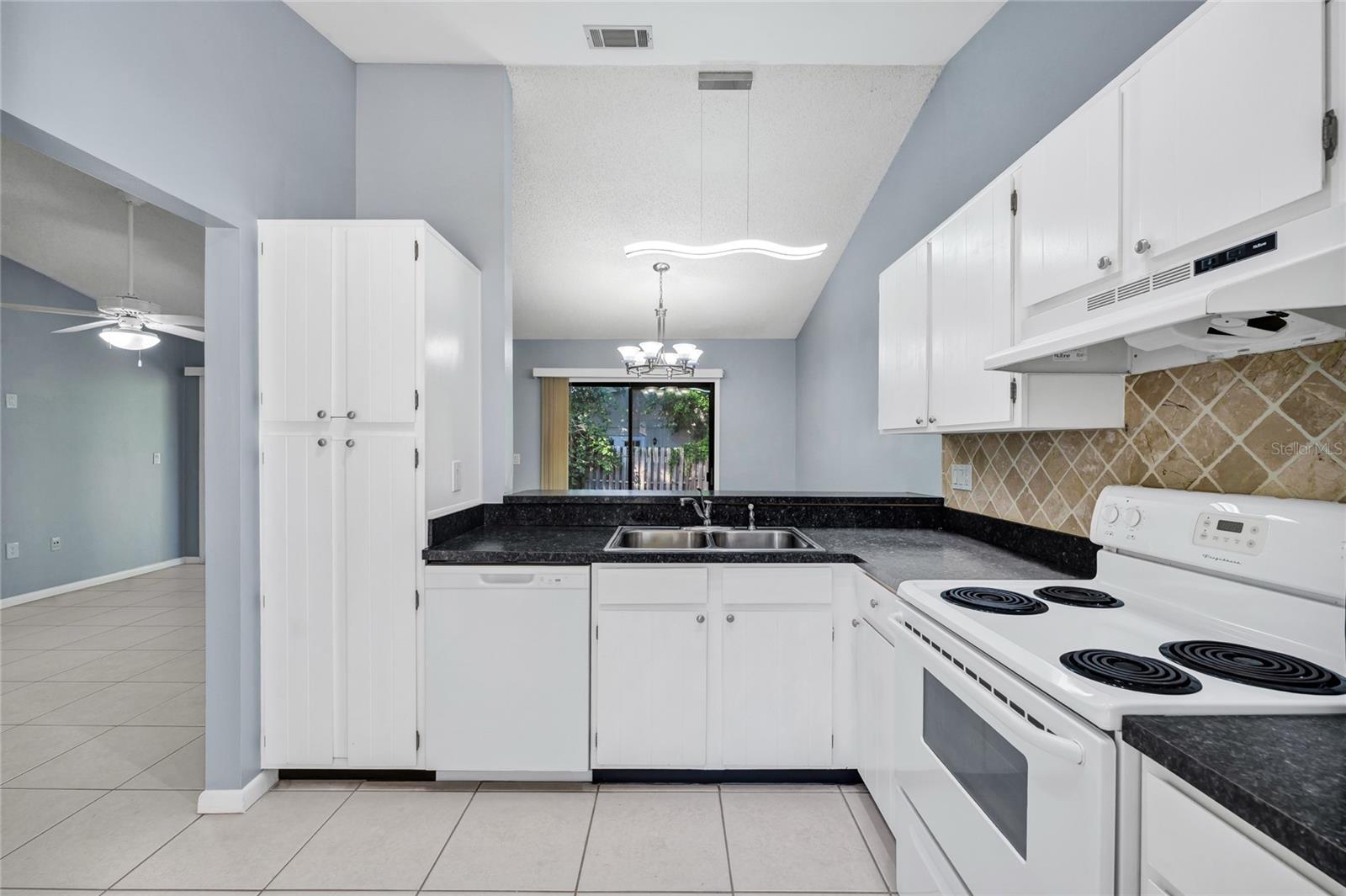 6956 COUNTRY CORNER LN #3, ORLANDO, FL, 32809