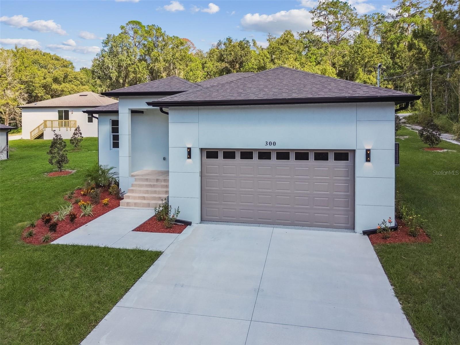 300 N LEMON AVE, BROOKSVILLE, FL, 34601