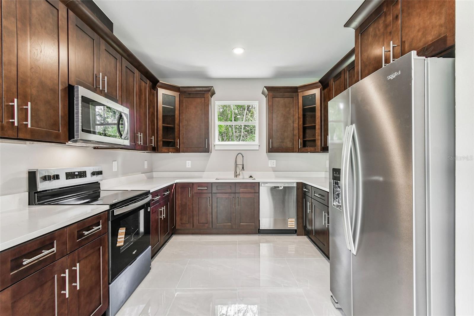 300 N LEMON AVE, BROOKSVILLE, FL, 34601