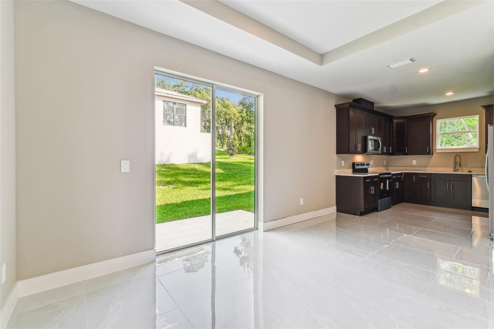 300 N LEMON AVE, BROOKSVILLE, FL, 34601