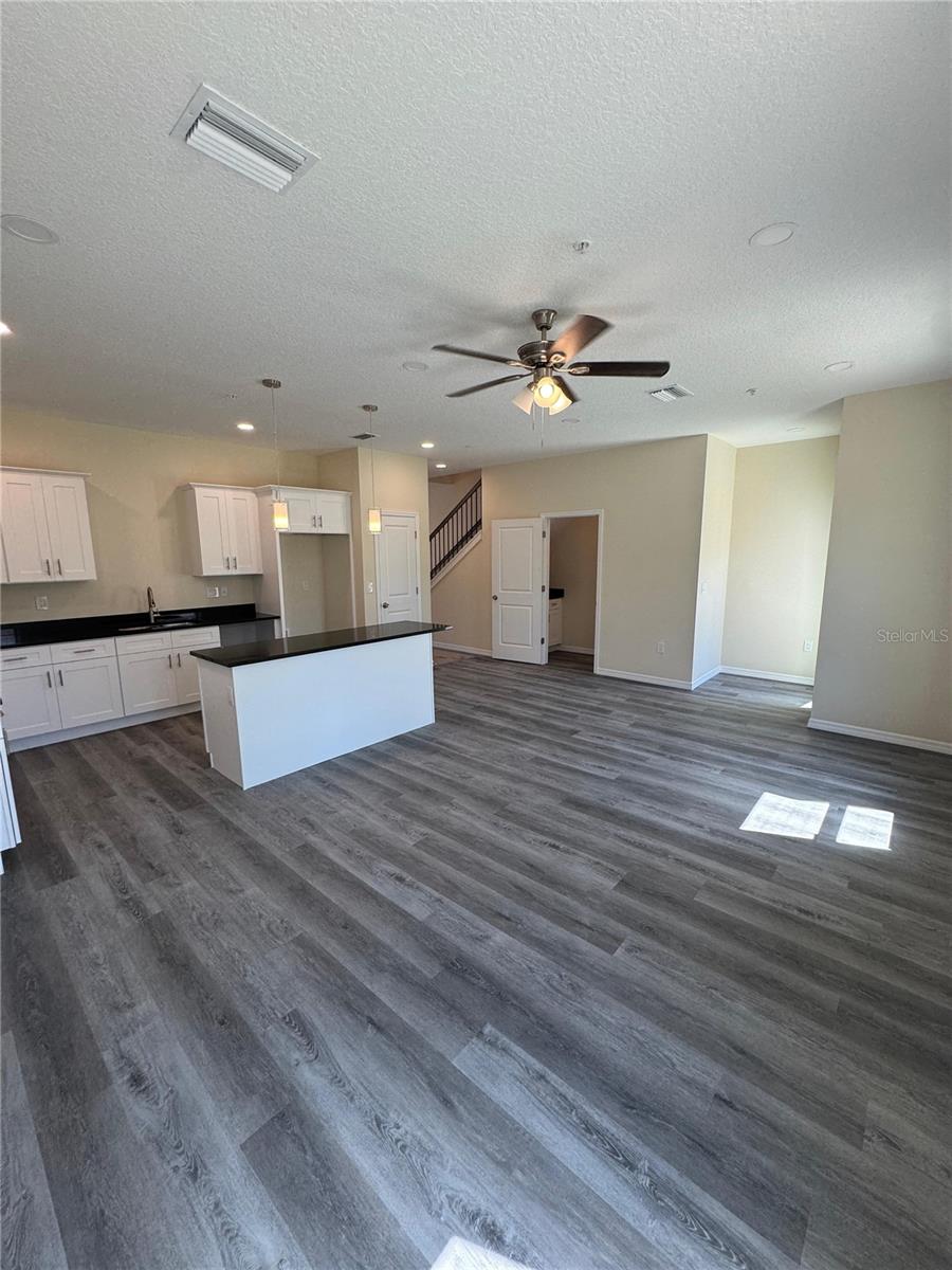 4364 CAMBIO GARDENS CT, TAMPA, FL, 33610