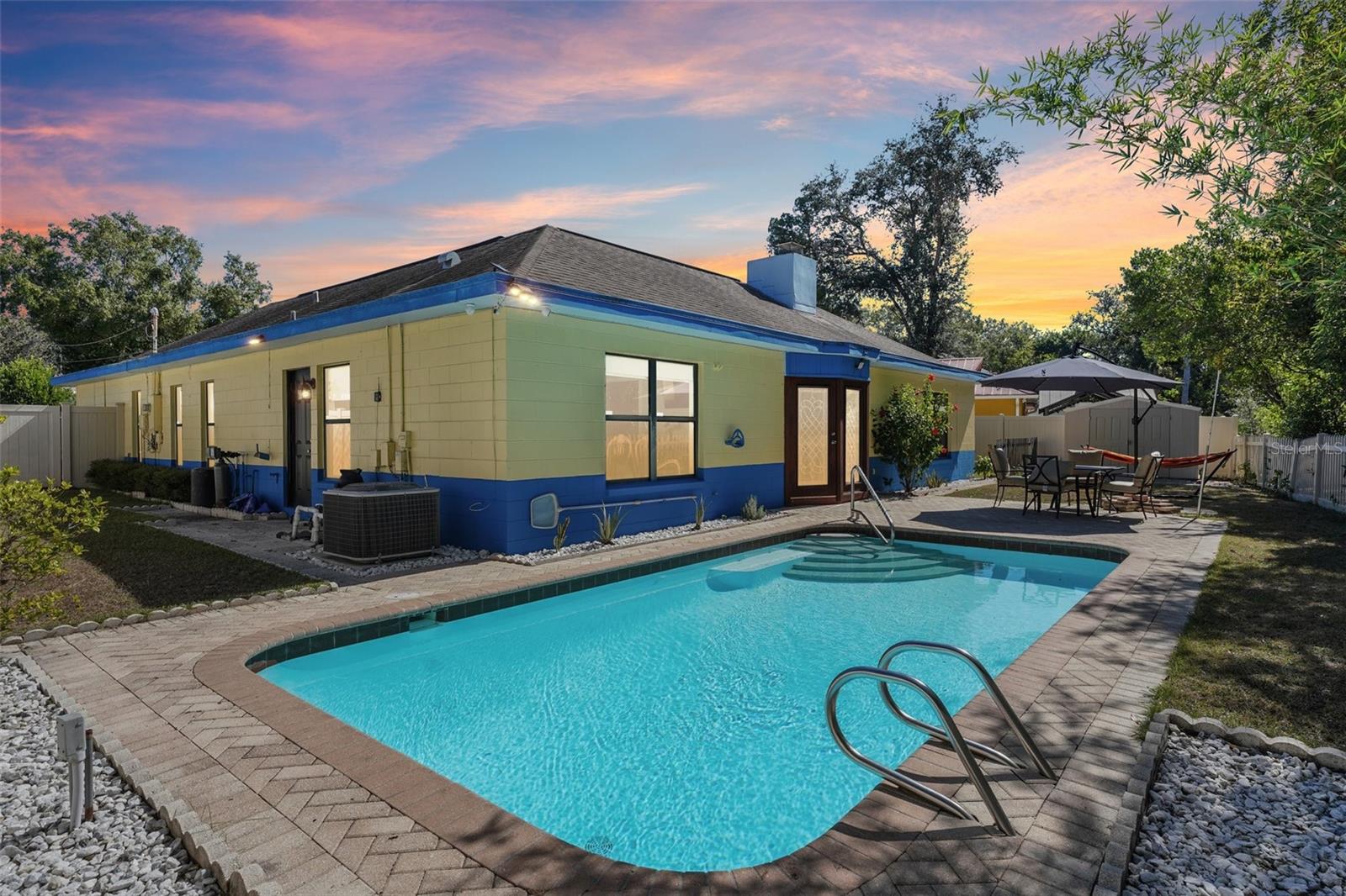 14804 CARNATION DR, TAMPA, FL, 33613