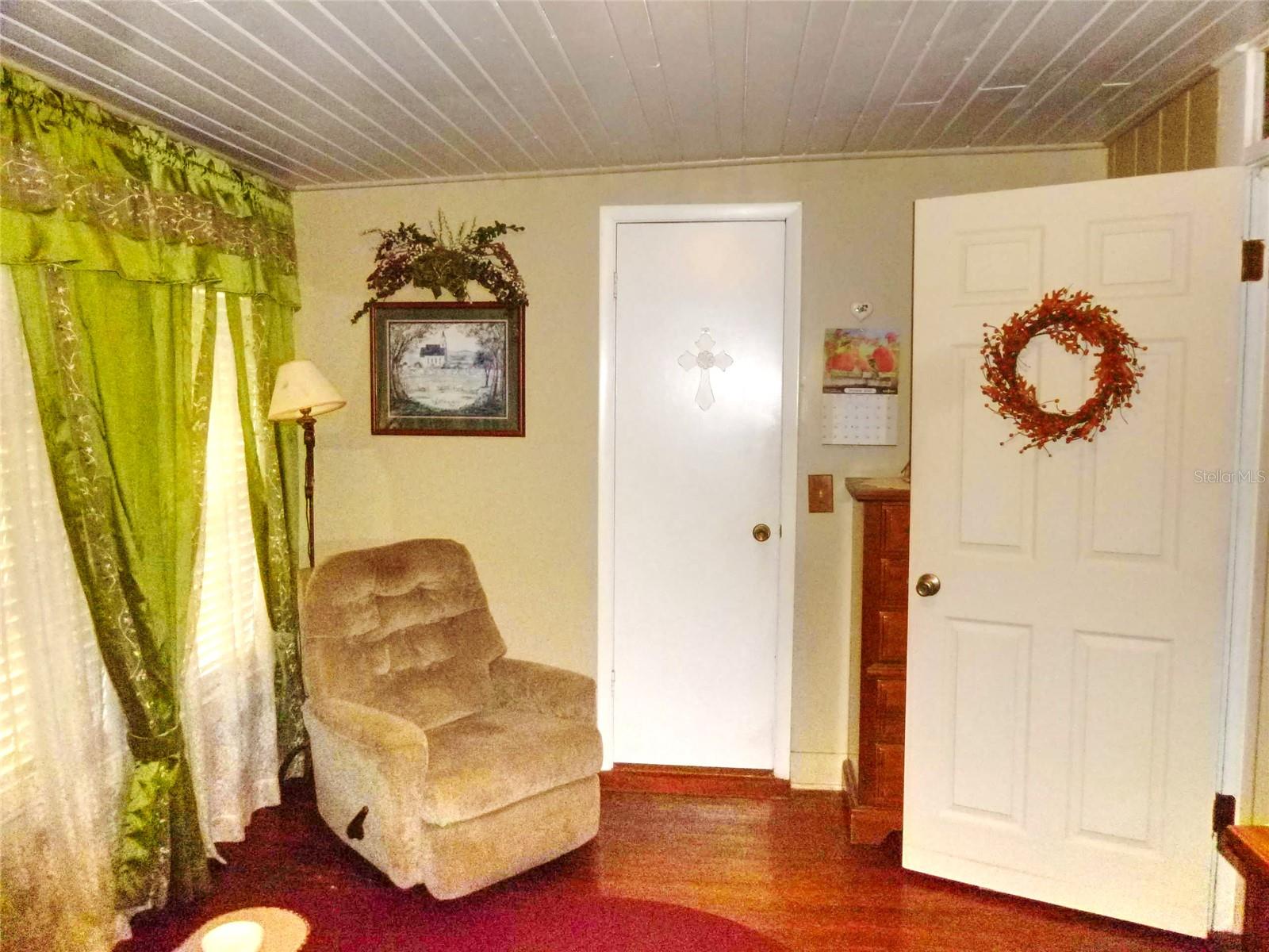 280 OVEROCKER CIR, FROSTPROOF, FL, 33843