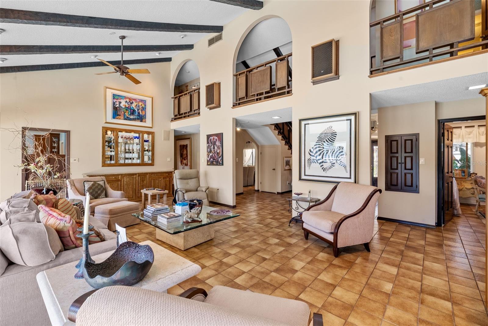 TB8438940 Property Photo