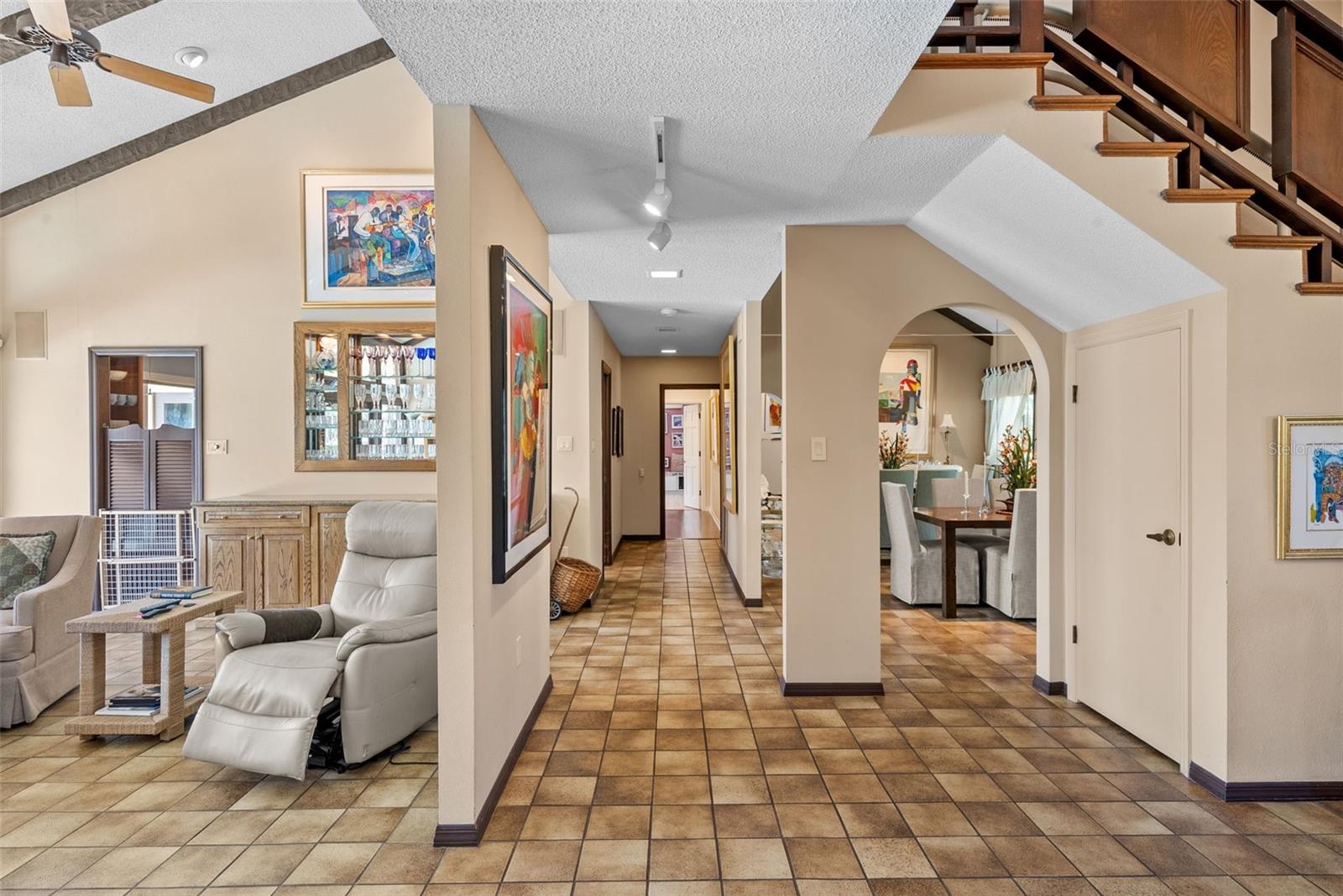 TB8438940 Property Photo