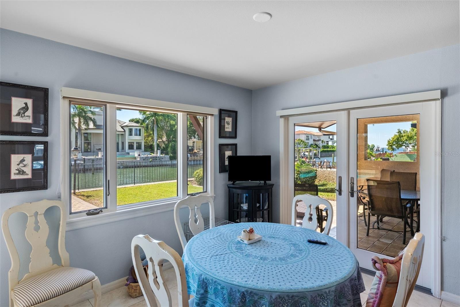 TB8438940 Property Photo