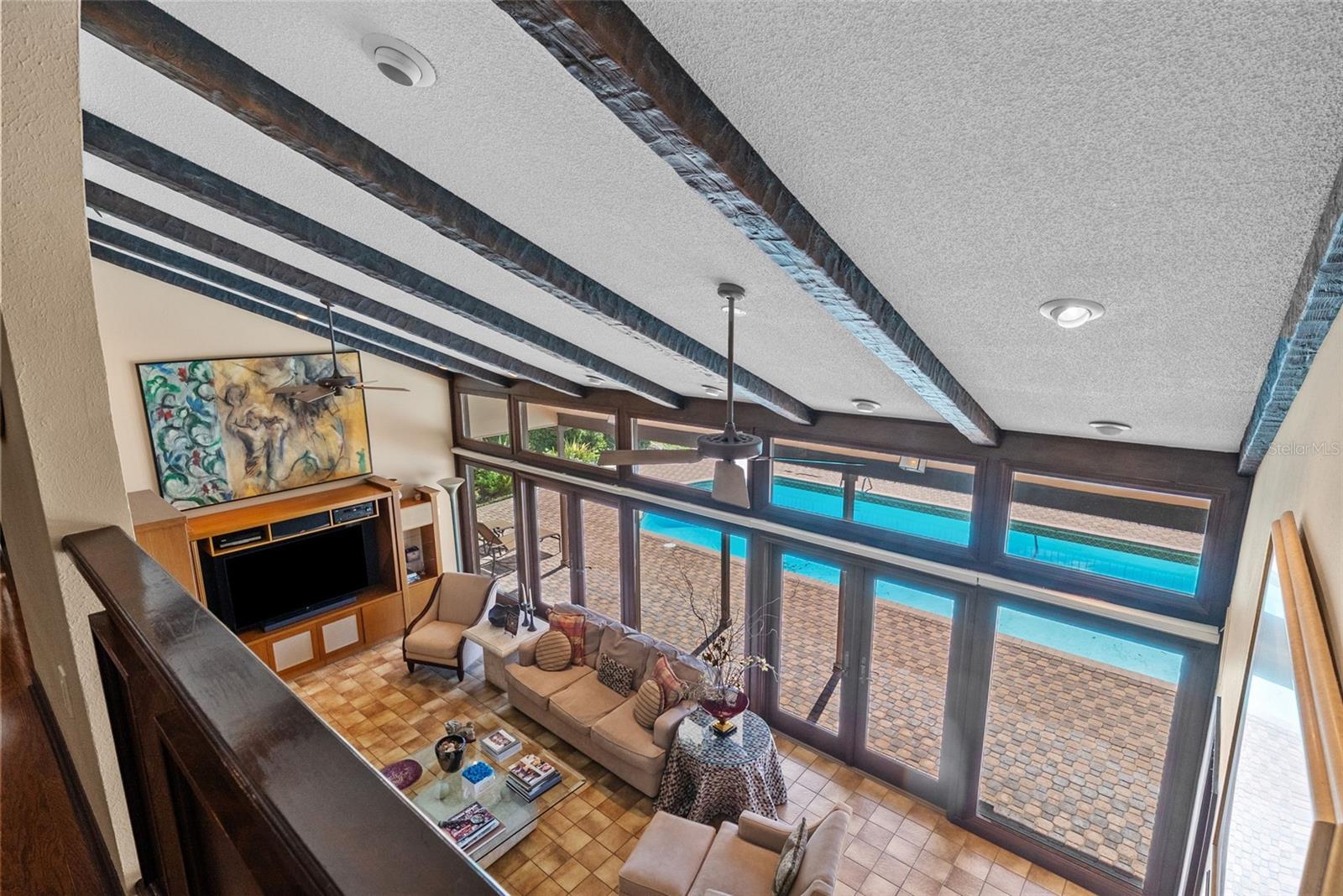 TB8438940 Property Photo