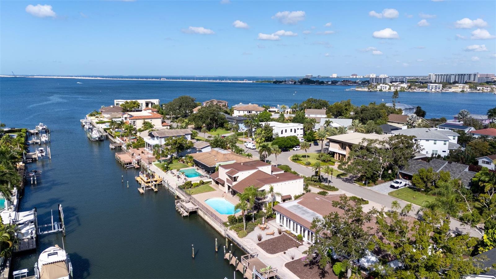 TB8438940 Property Photo