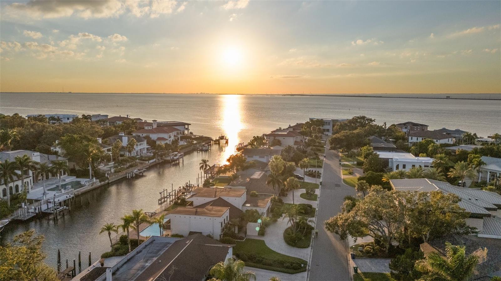 TB8438940 Property Photo