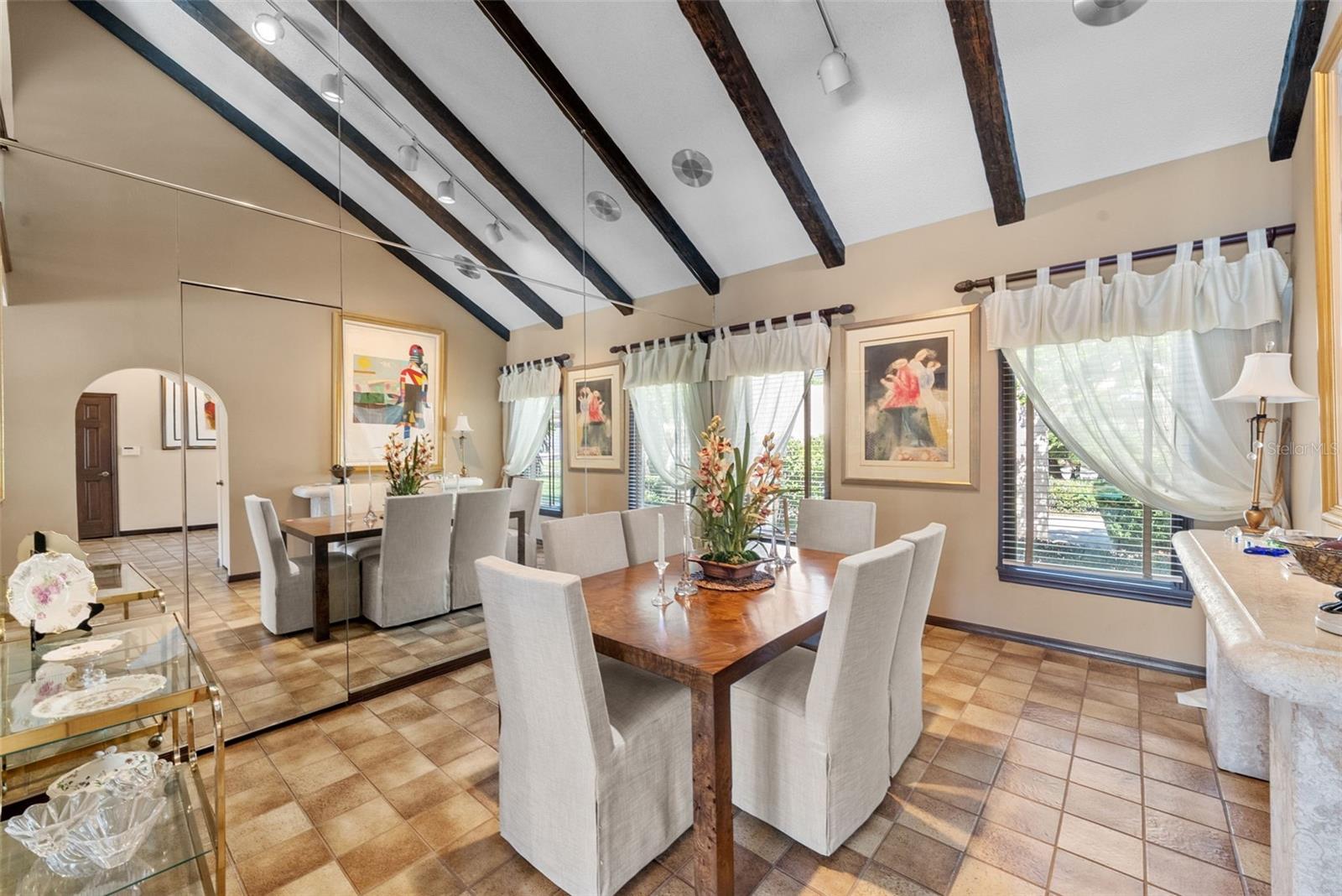 TB8438940 Property Photo