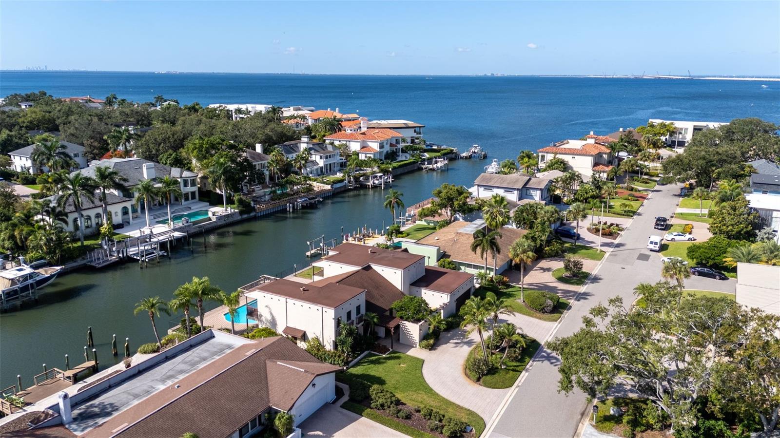 TB8438940 Property Photo