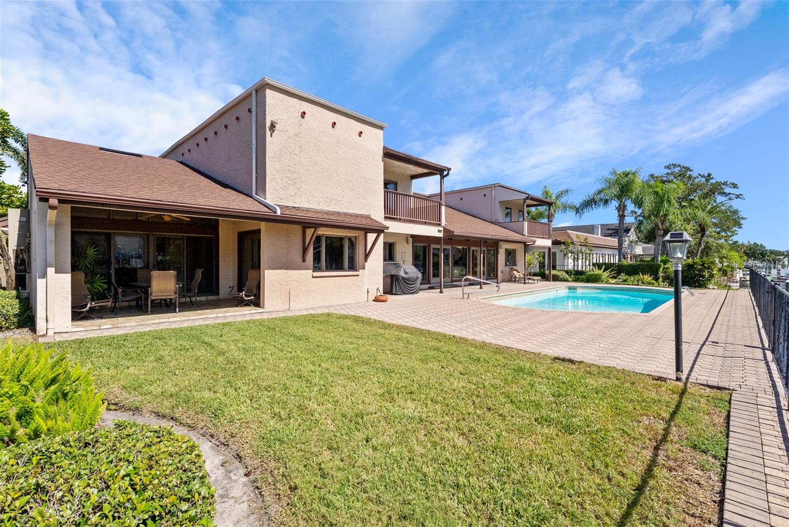 TB8438940 Property Photo