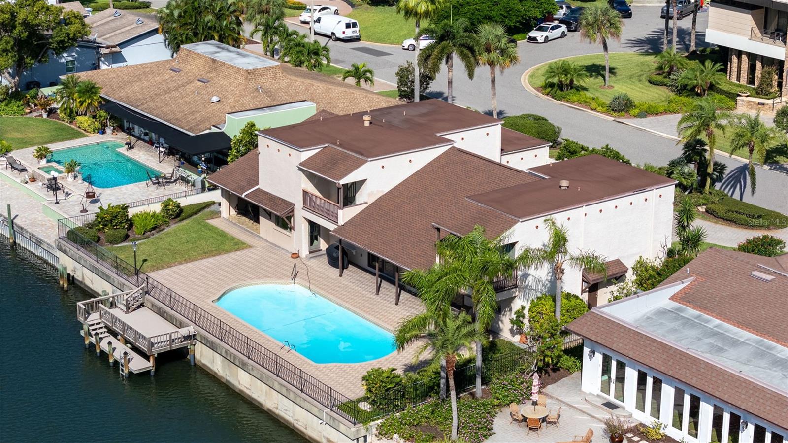 TB8438940 Property Photo