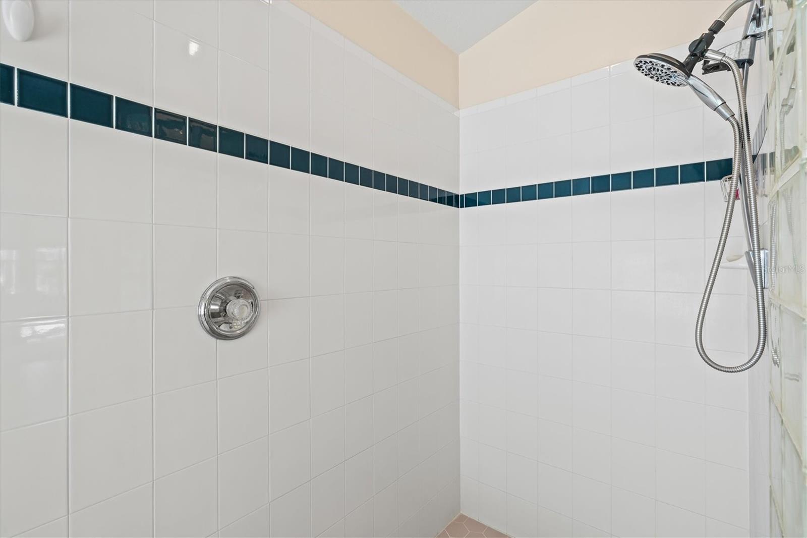 2042 TIMUCUA TRL, NOKOMIS, FL, 34275