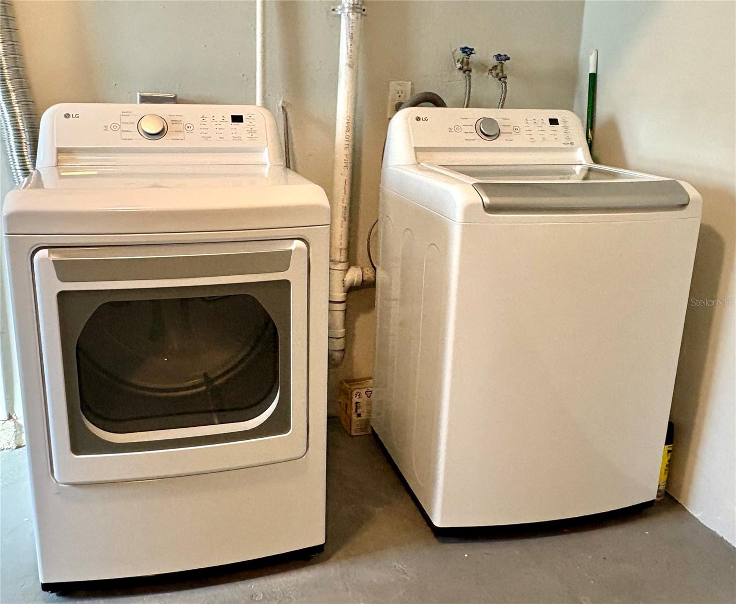 1074 WOODBROOK DR S, LARGO, FL, 33770