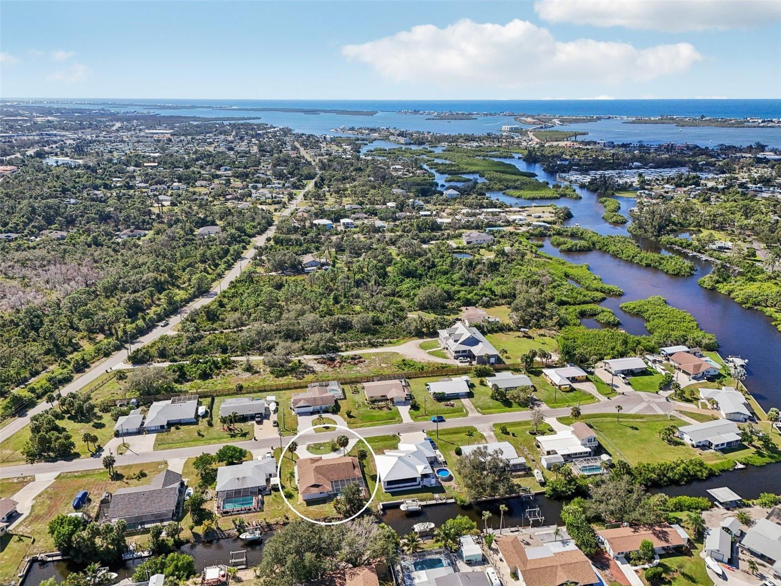 560 SANDLOR DR, ENGLEWOOD, FL, 34223