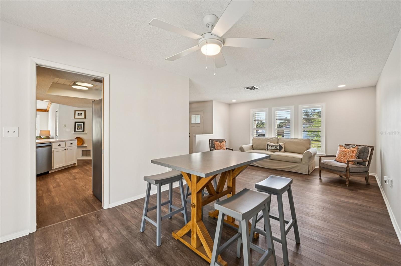 560 SANDLOR DR, ENGLEWOOD, FL, 34223