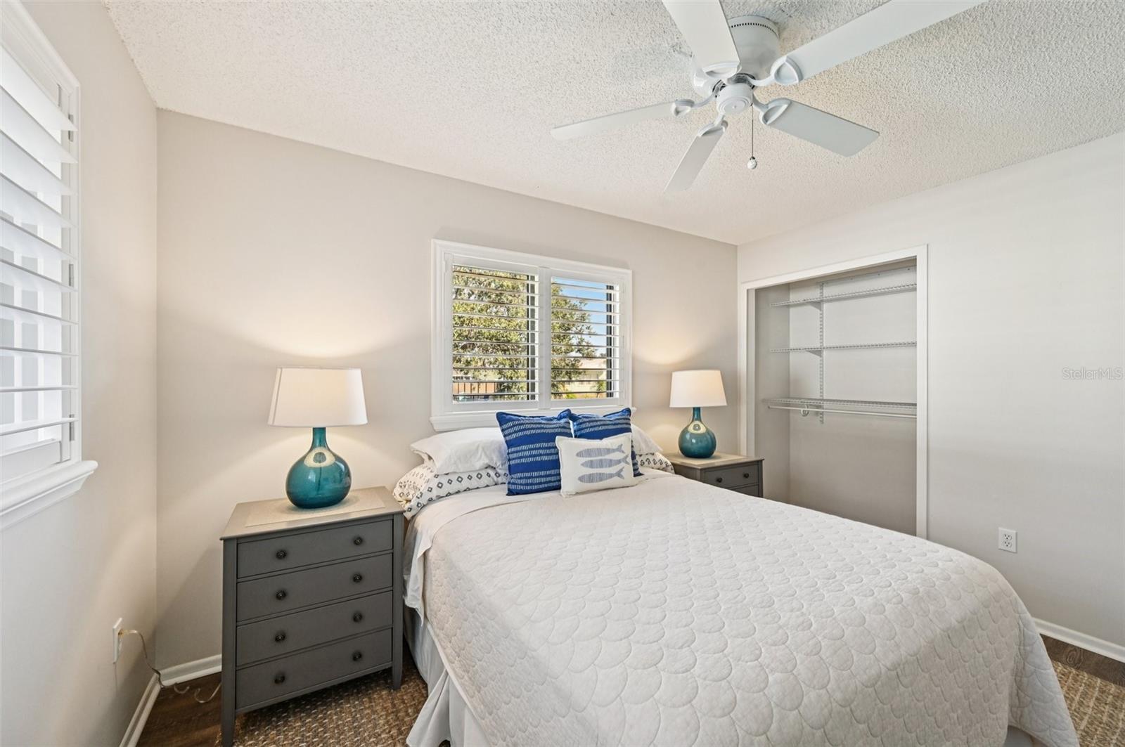 560 SANDLOR DR, ENGLEWOOD, FL, 34223