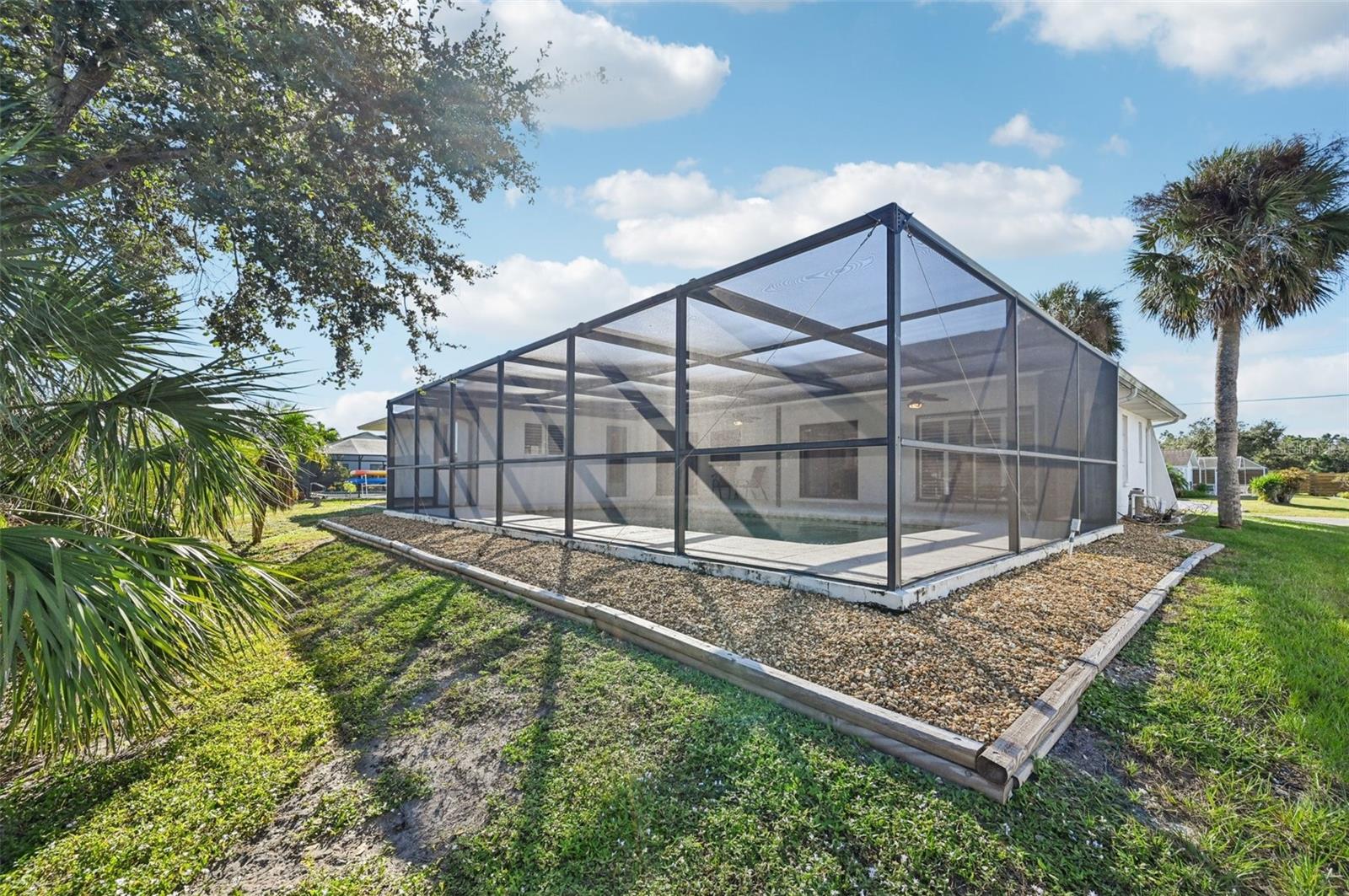 560 SANDLOR DR, ENGLEWOOD, FL, 34223