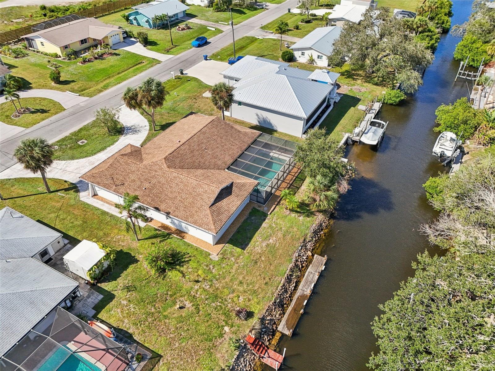 560 SANDLOR DR, ENGLEWOOD, FL, 34223