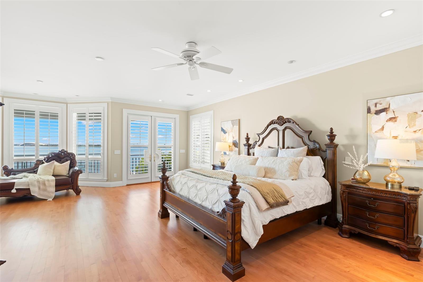 6199 54TH ST S, ST PETERSBURG, FL, 33715