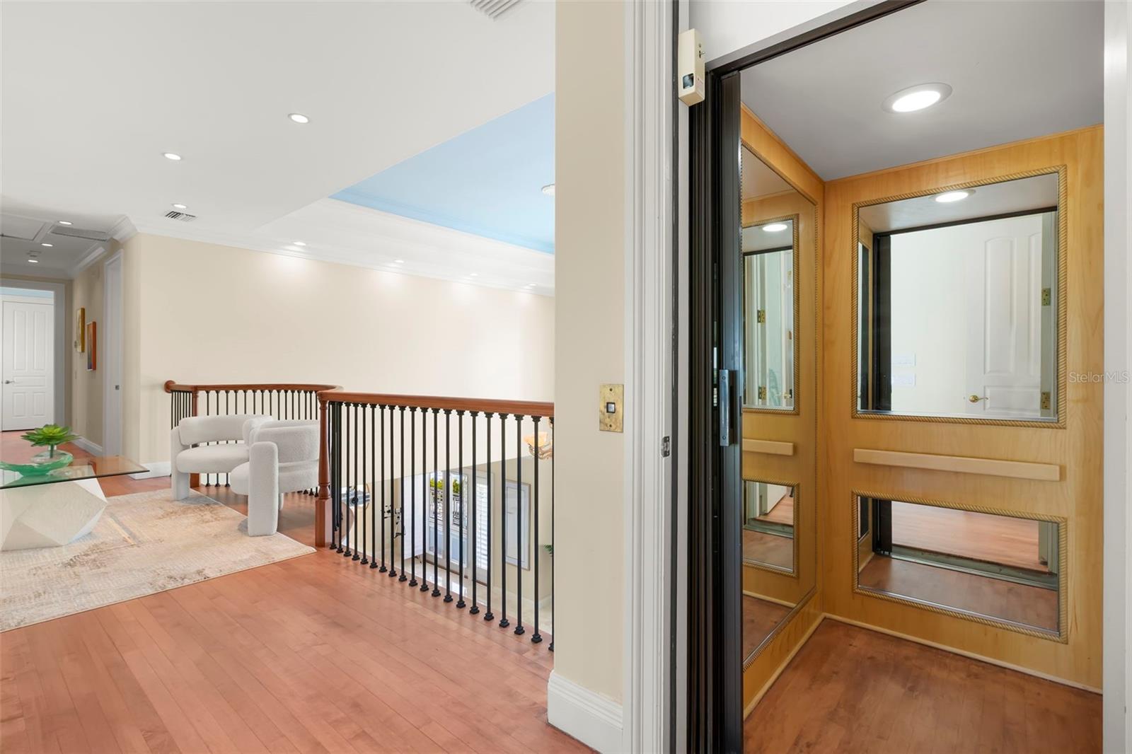 6199 54TH ST S, ST PETERSBURG, FL, 33715