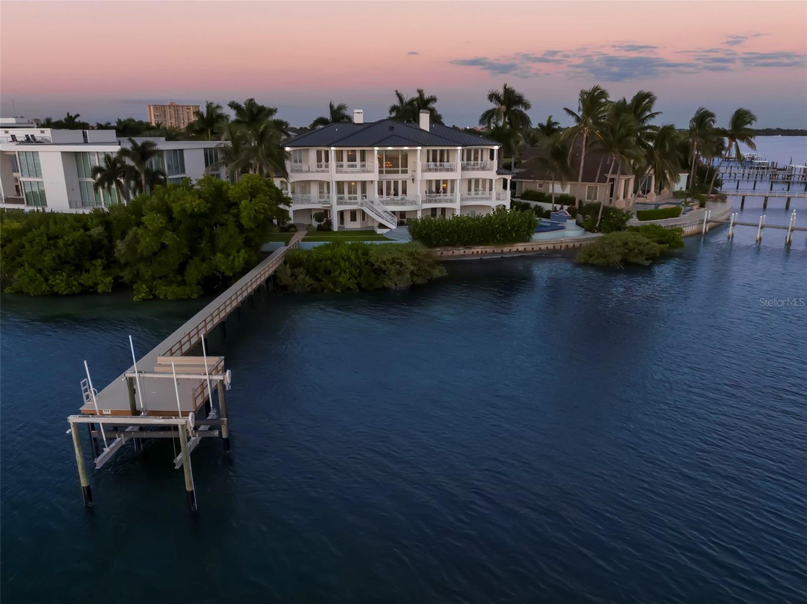 6199 54TH ST S, ST PETERSBURG, FL, 33715