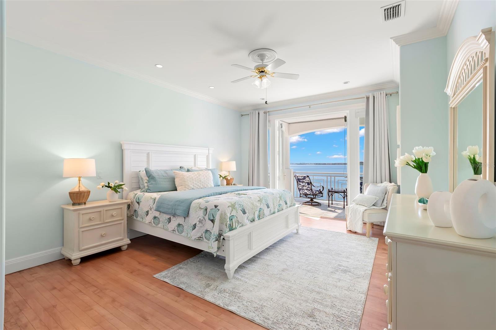 6199 54TH ST S, ST PETERSBURG, FL, 33715