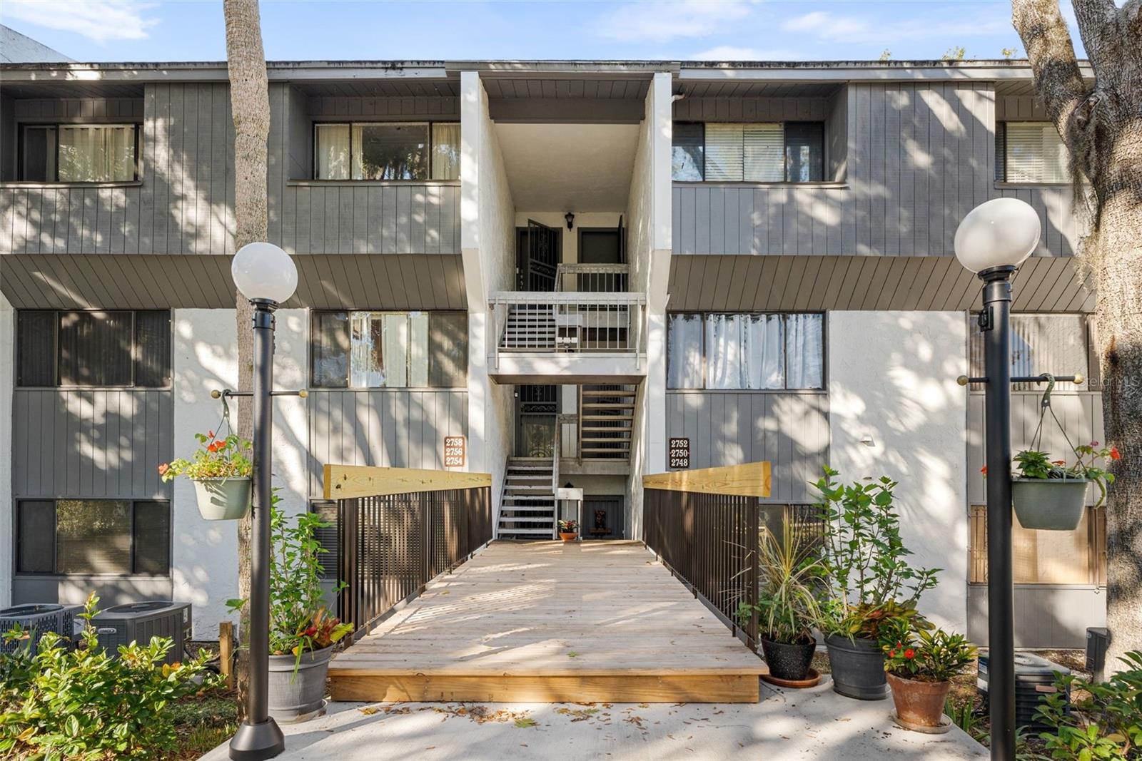 2754 SW 14TH DR #111, GAINESVILLE, FL, 32608