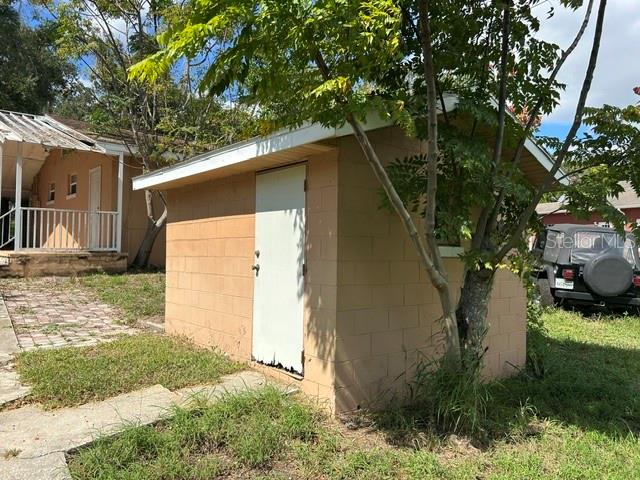 2316 N GRIFFIN DR, LEESBURG, FL, 34748