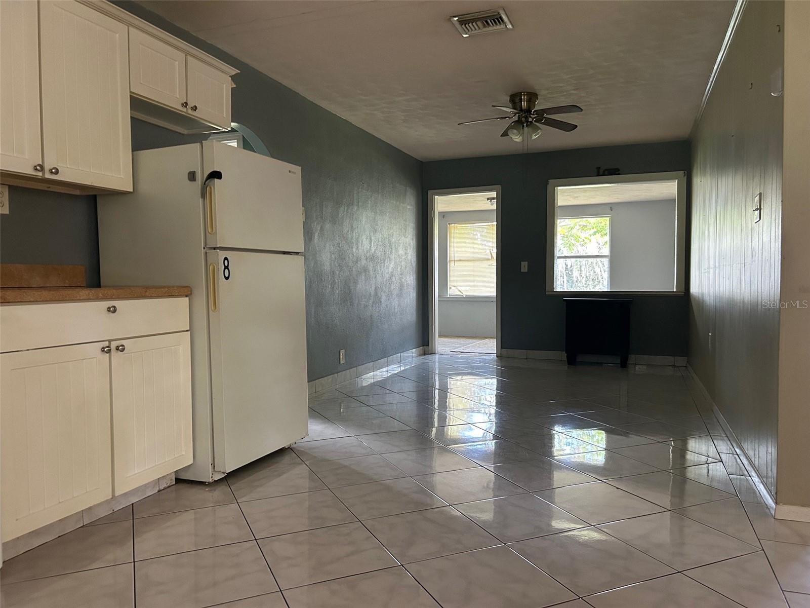 2316 N GRIFFIN DR, LEESBURG, FL, 34748