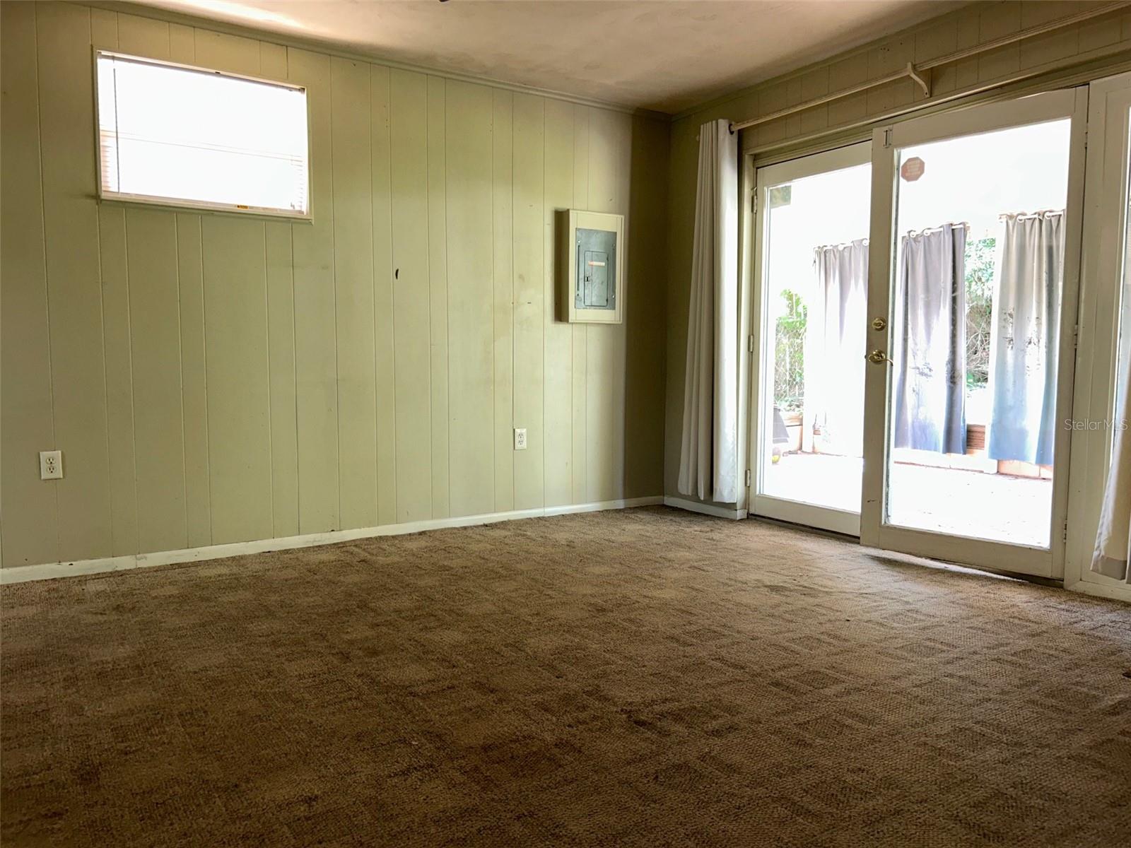 2316 N GRIFFIN DR, LEESBURG, FL, 34748