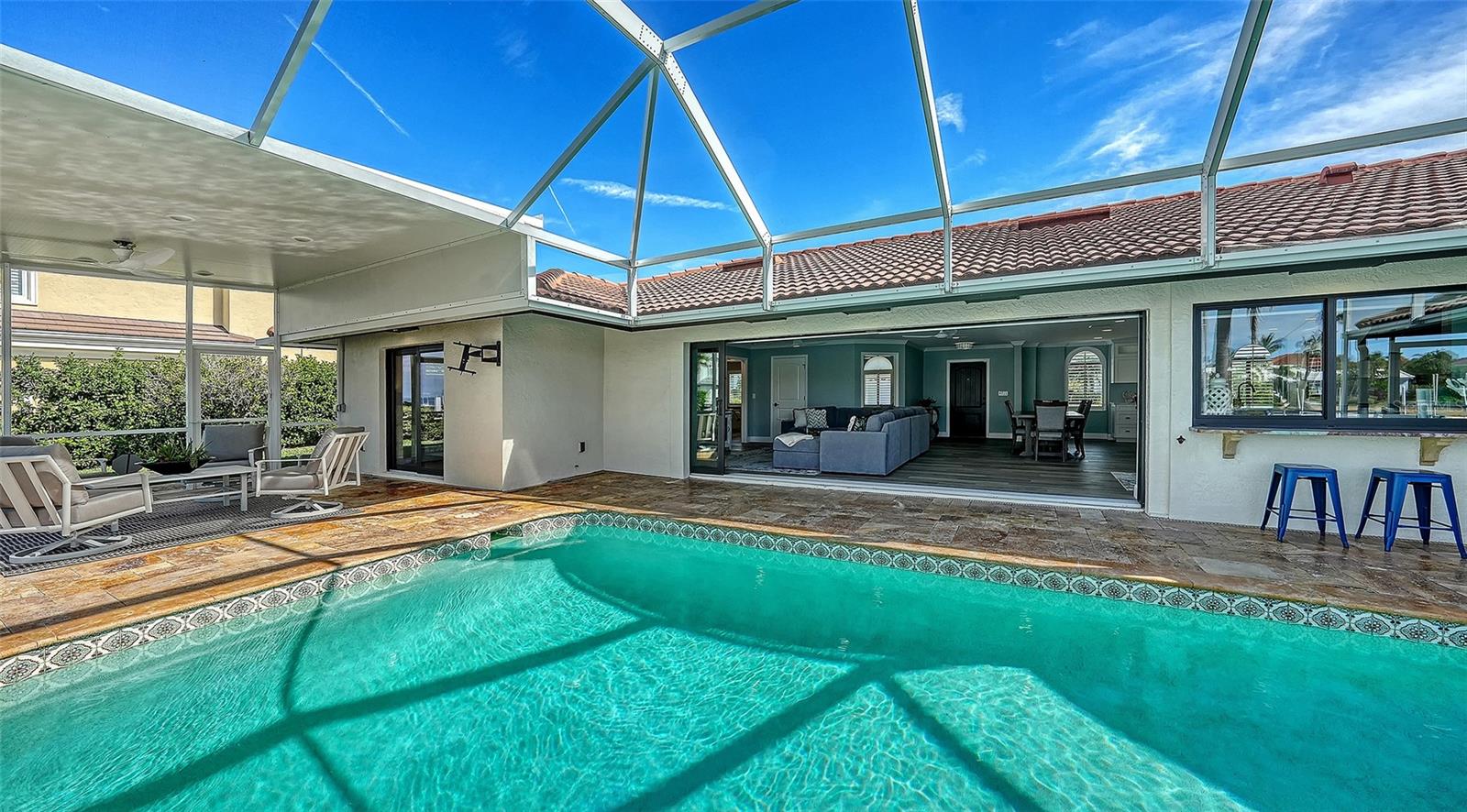 A4668868 Property Photo