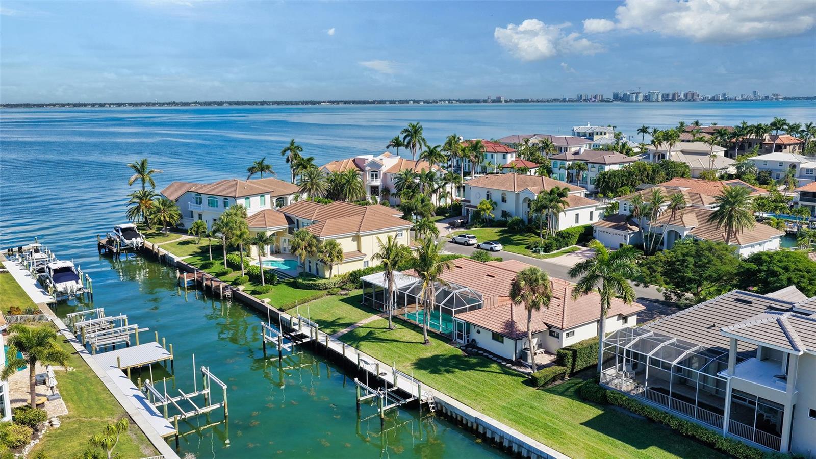 A4668868 Property Photo