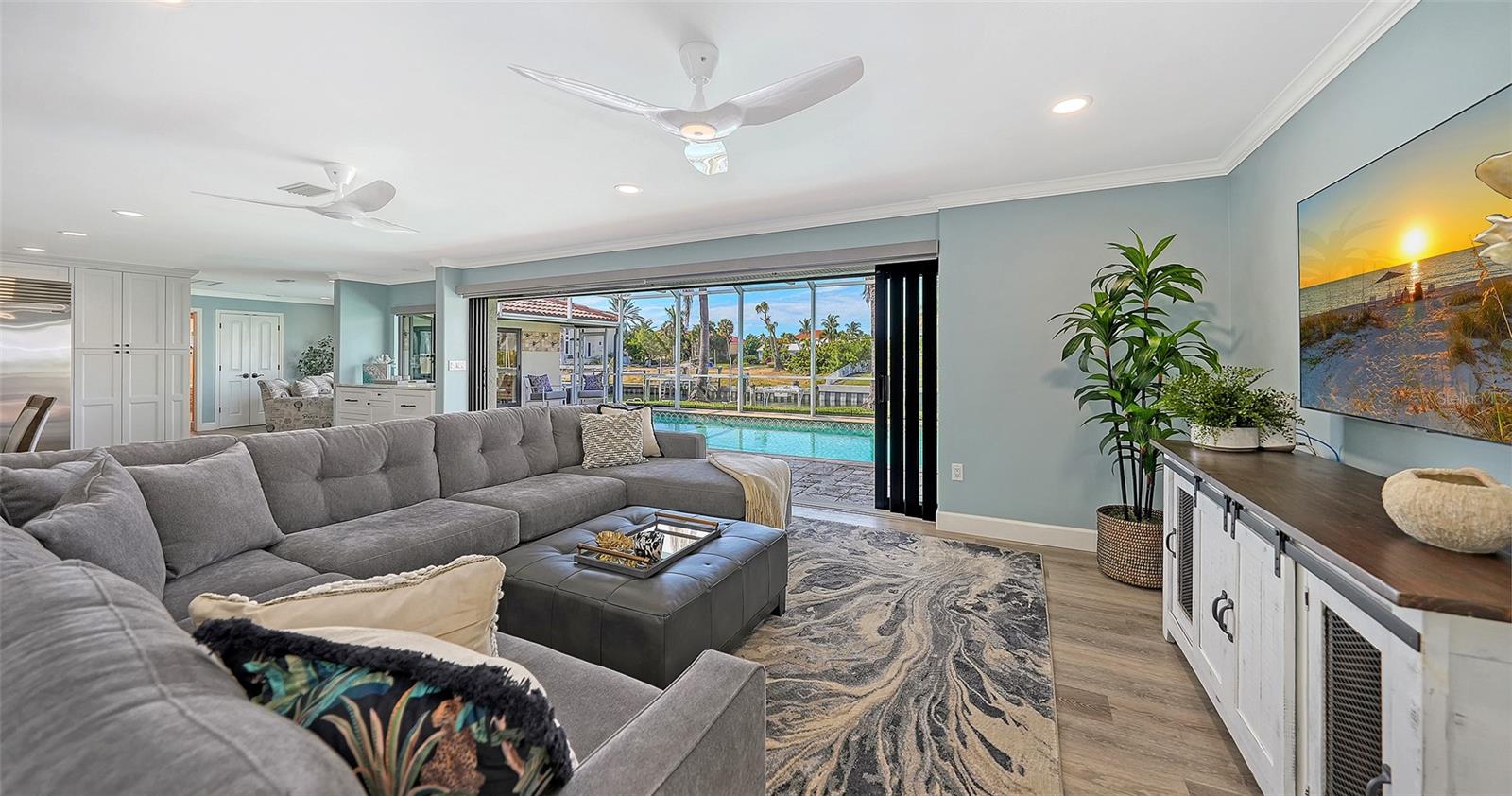 A4668868 Property Photo