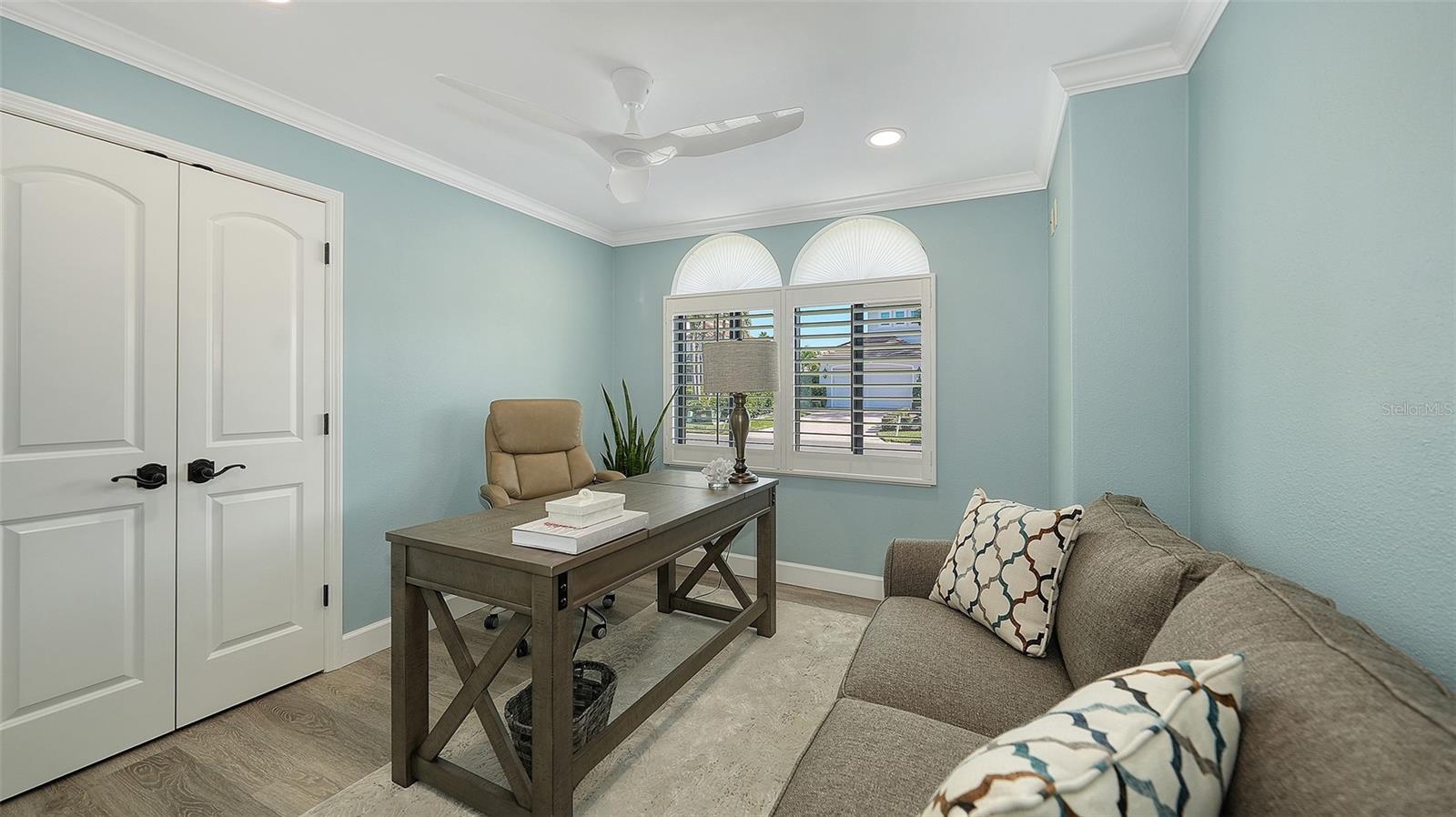 A4668868 Property Photo