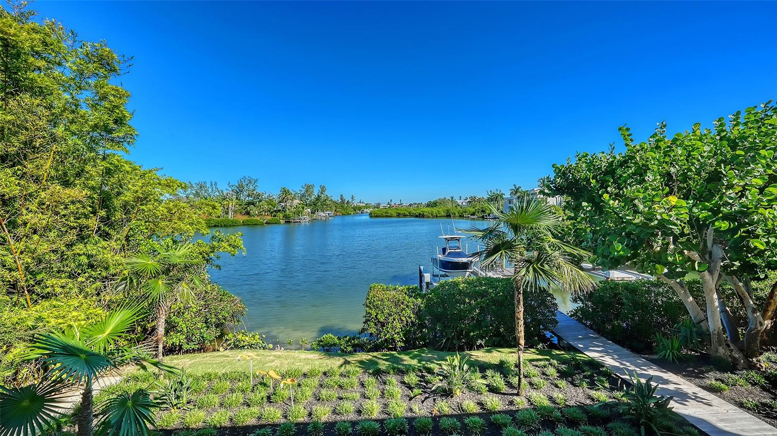 A4668871 Property Photo