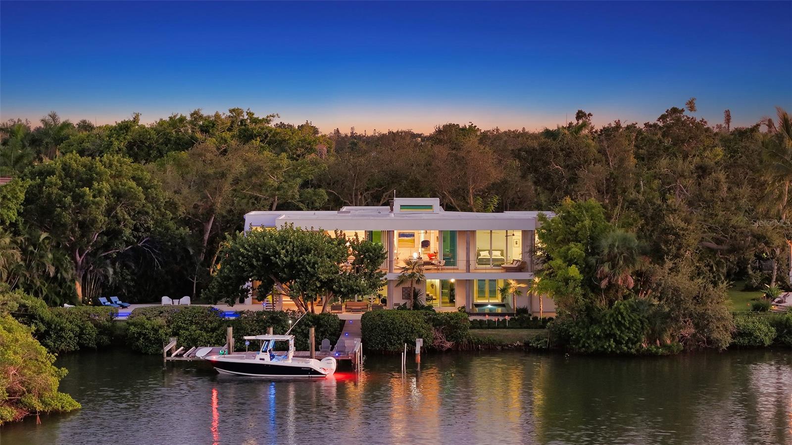 A4668871 Property Photo