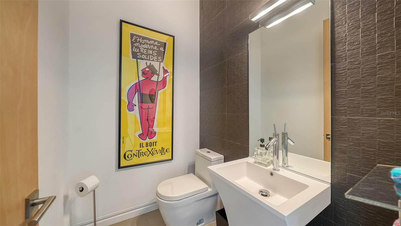 A4668871 Property Photo