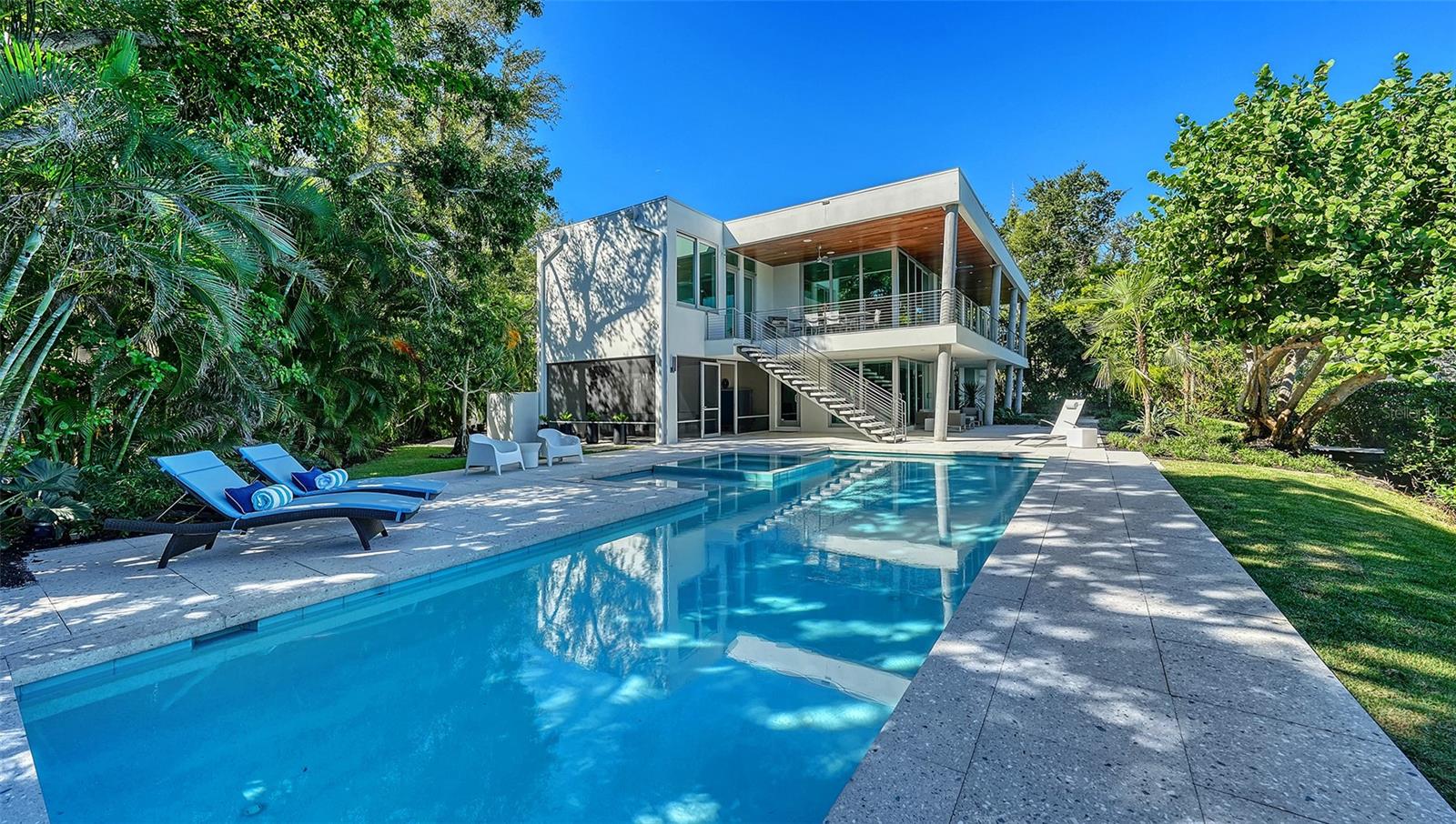 A4668871 Property Photo