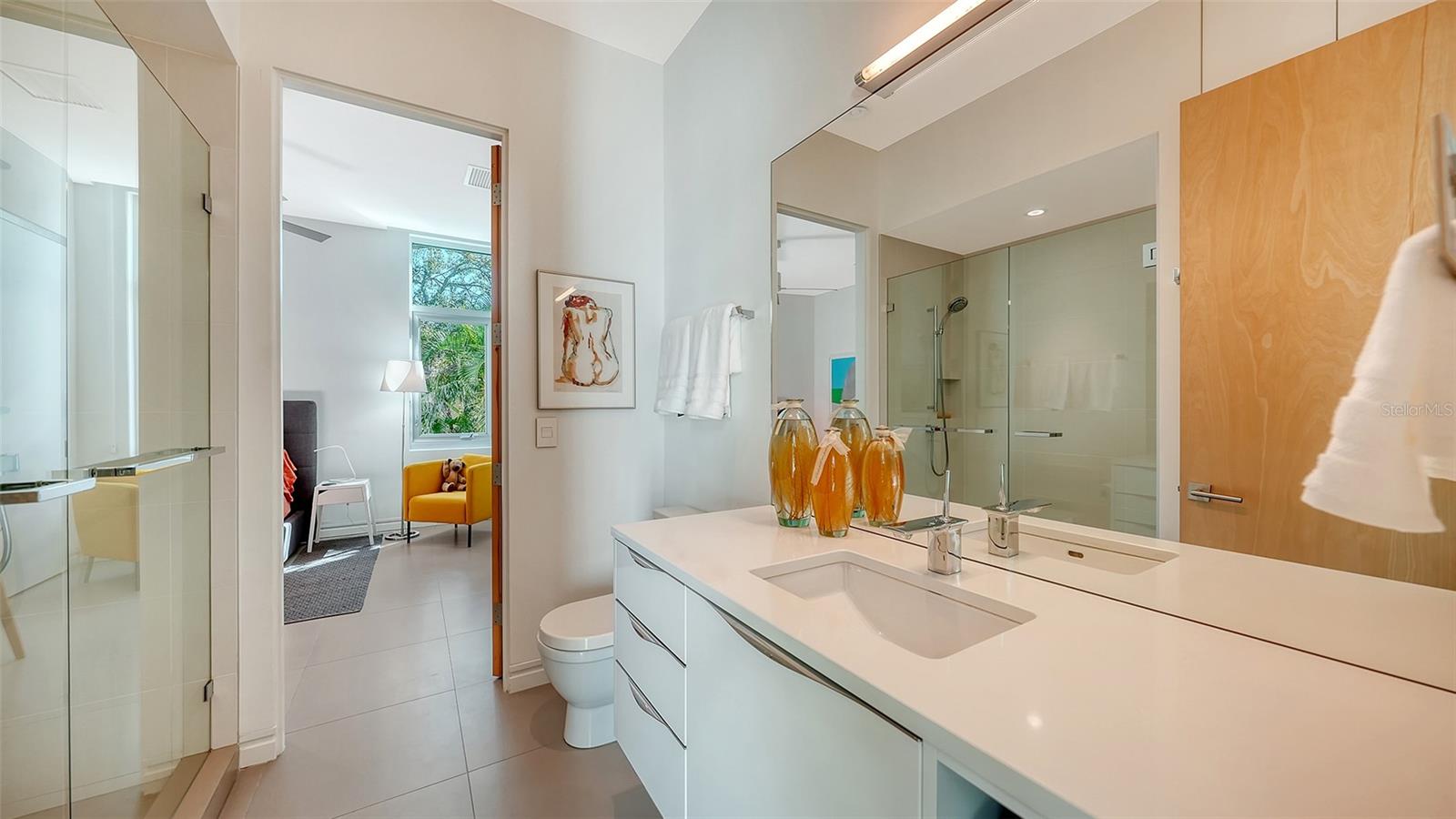 A4668871 Property Photo