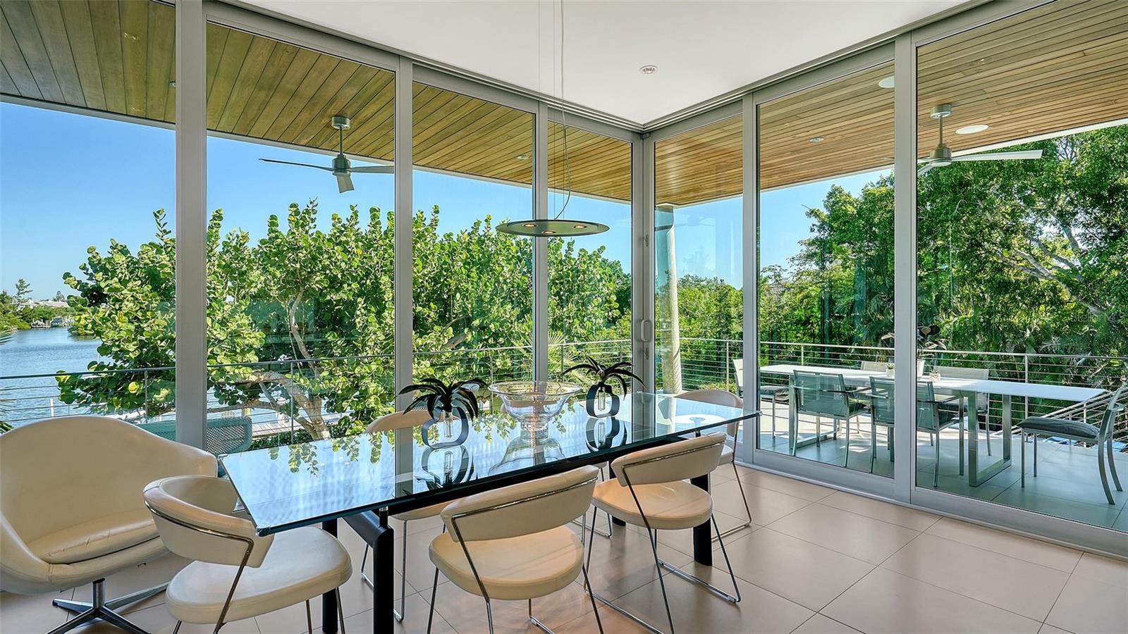 A4668871 Property Photo