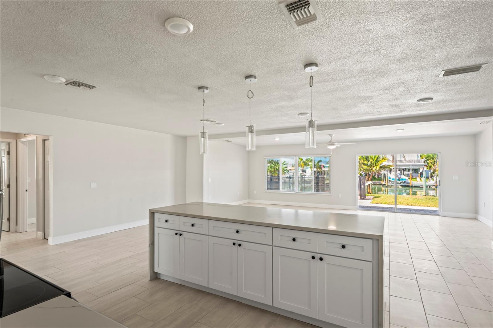 516 CRYSTAL DR, MADEIRA BEACH, FL, 33708