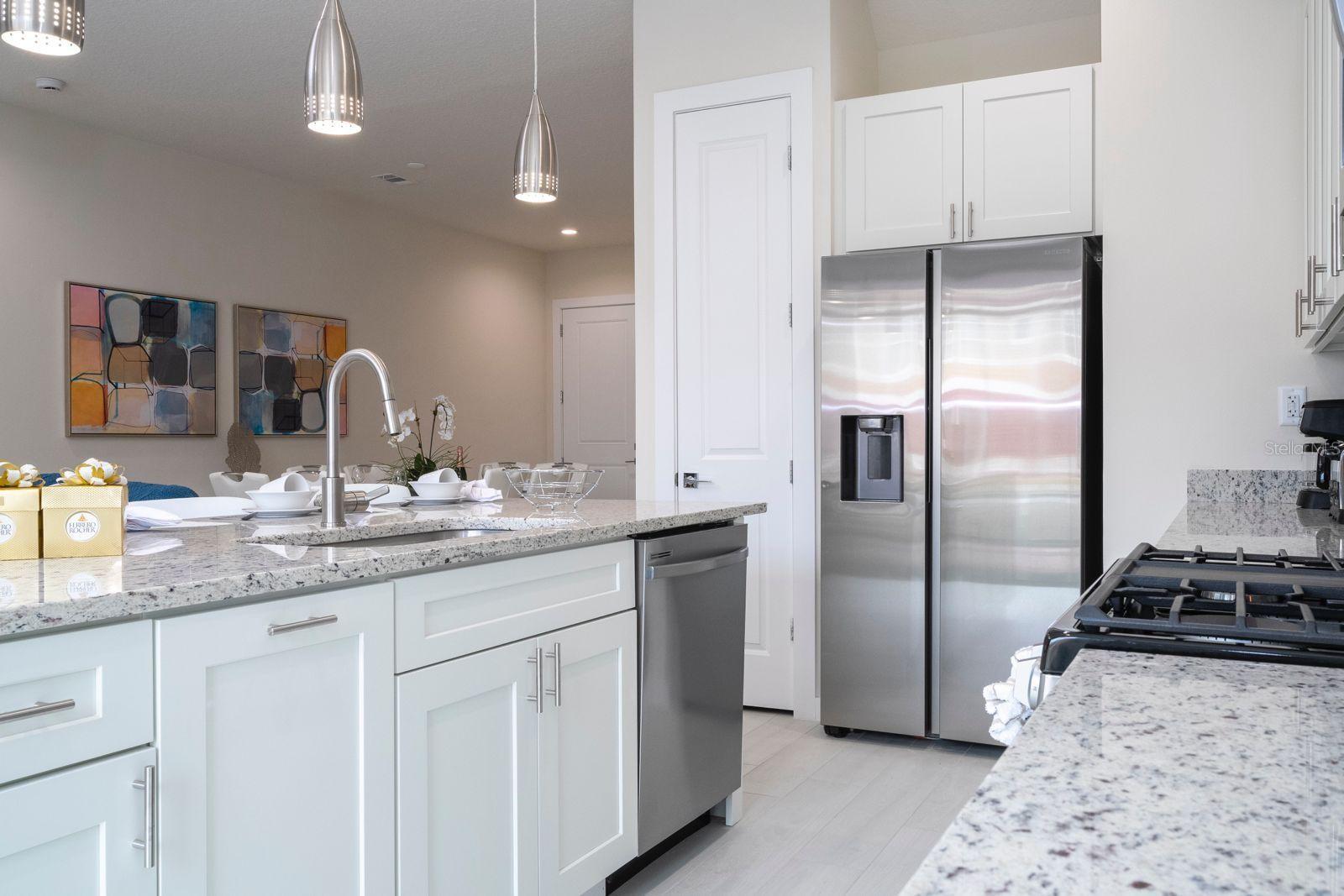 7512 SUNFLOWER CIR, KISSIMMEE, FL, 34747