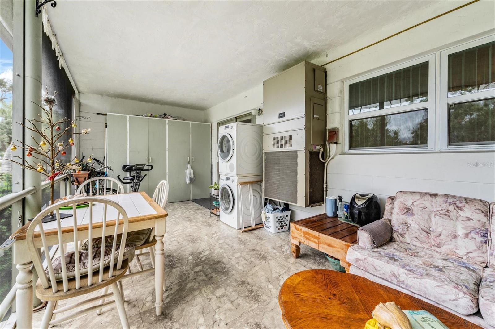 TB8439128 Property Photo