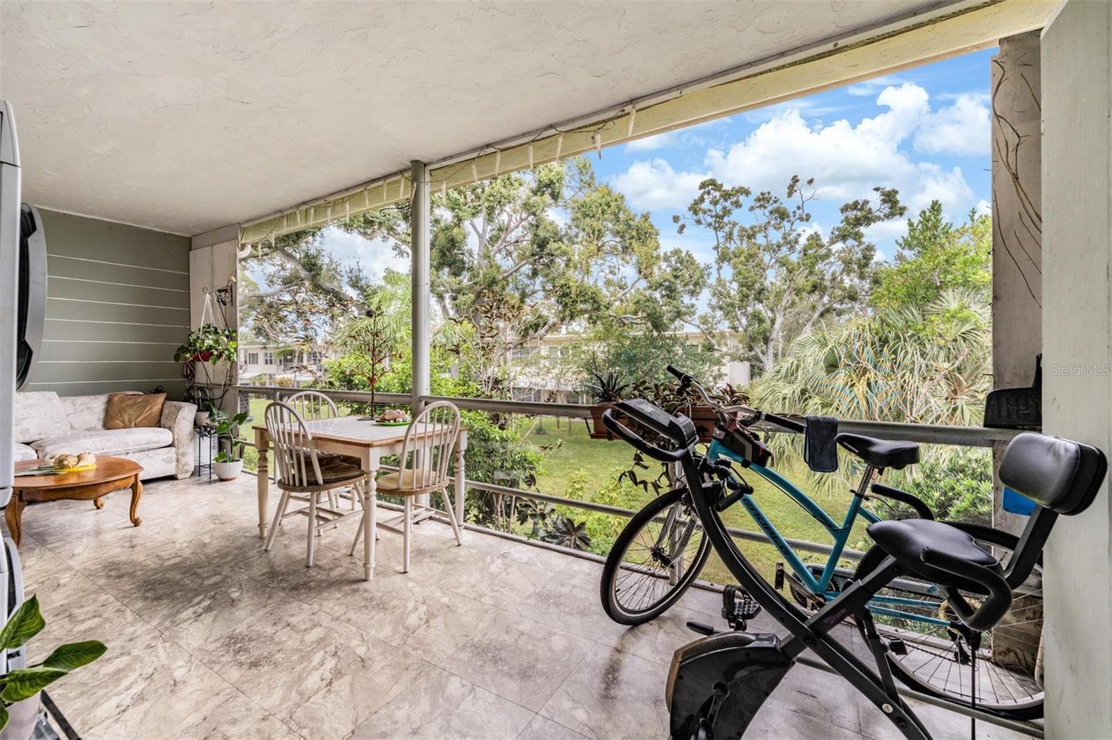 TB8439128 Property Photo