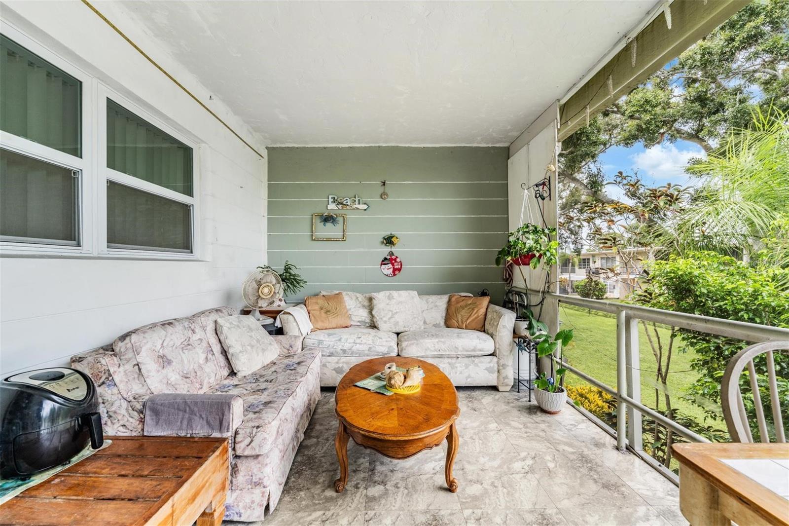 TB8439128 Property Photo