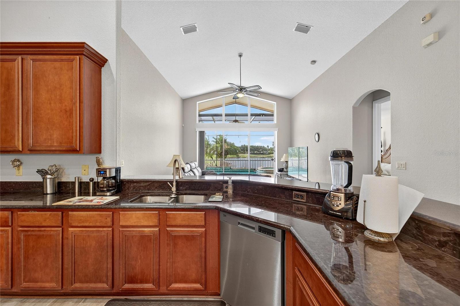 10734 BANFIELD DR, RIVERVIEW, FL, 33579