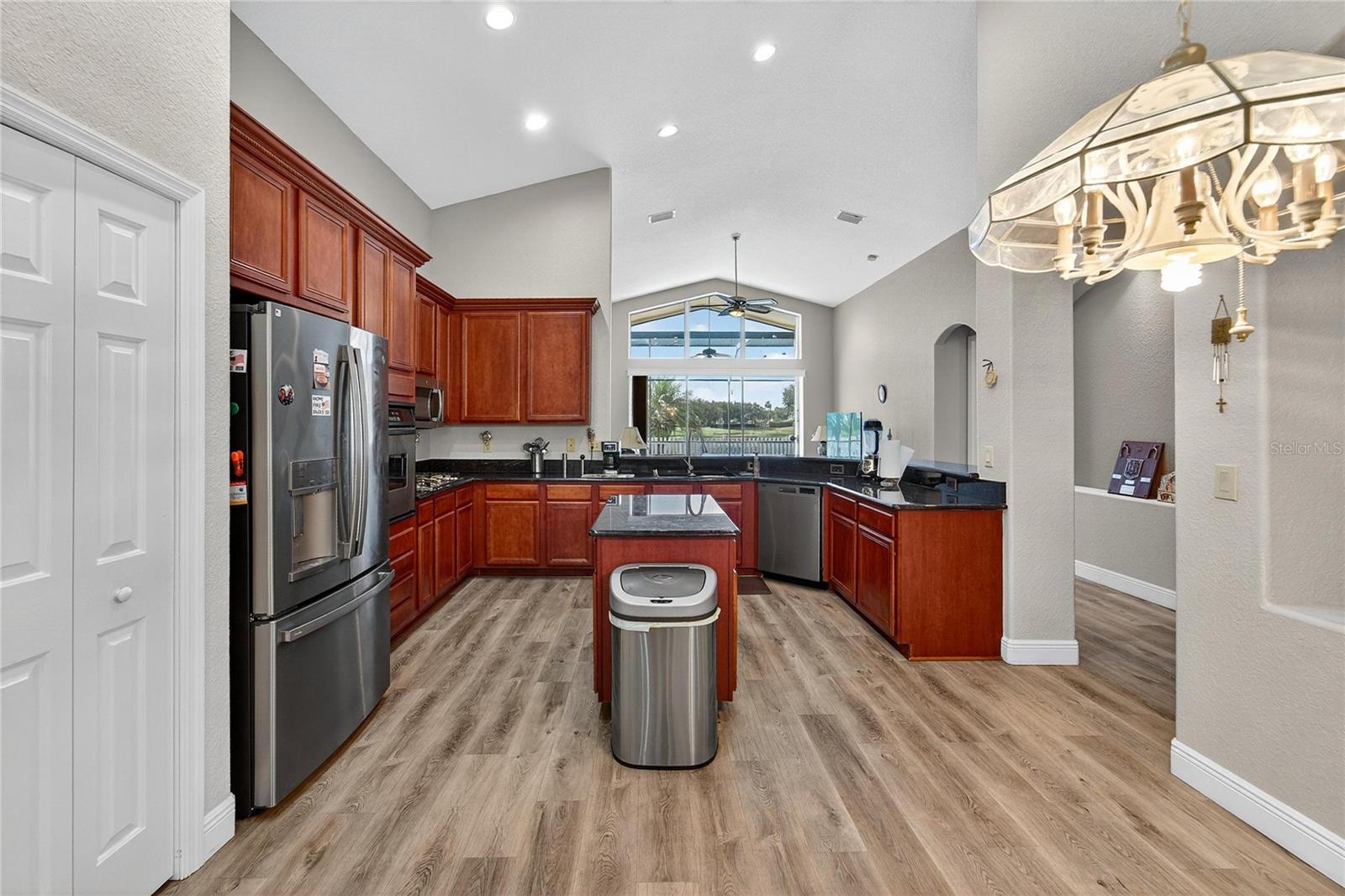 10734 BANFIELD DR, RIVERVIEW, FL, 33579