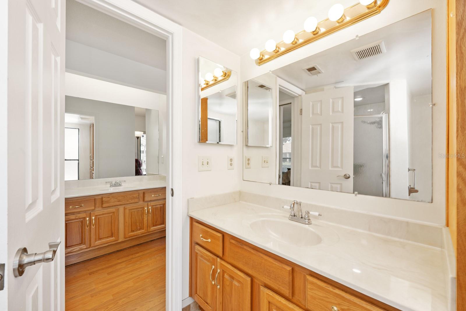 9501 HOLBROOK DR, ORLANDO, FL, 32817